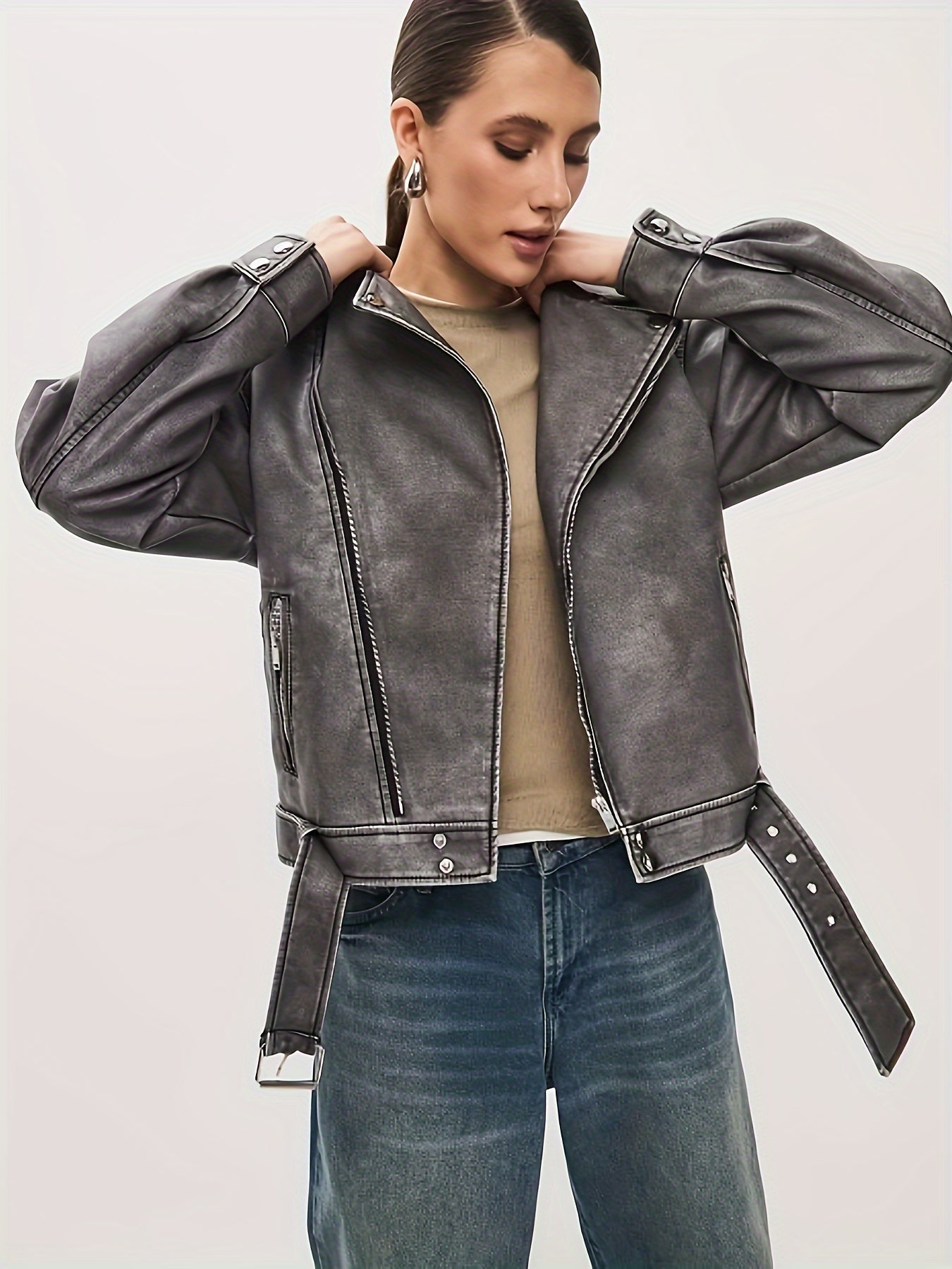 Bikerjas - Damesjas van oversized leer met riem-Boetiek Moda