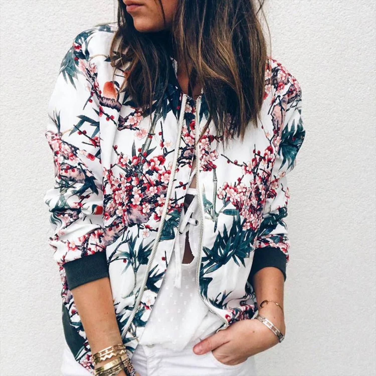 Bloemen bomberjack - Zomerjas met bloemenprint en rits voor dames-Boetiek Moda