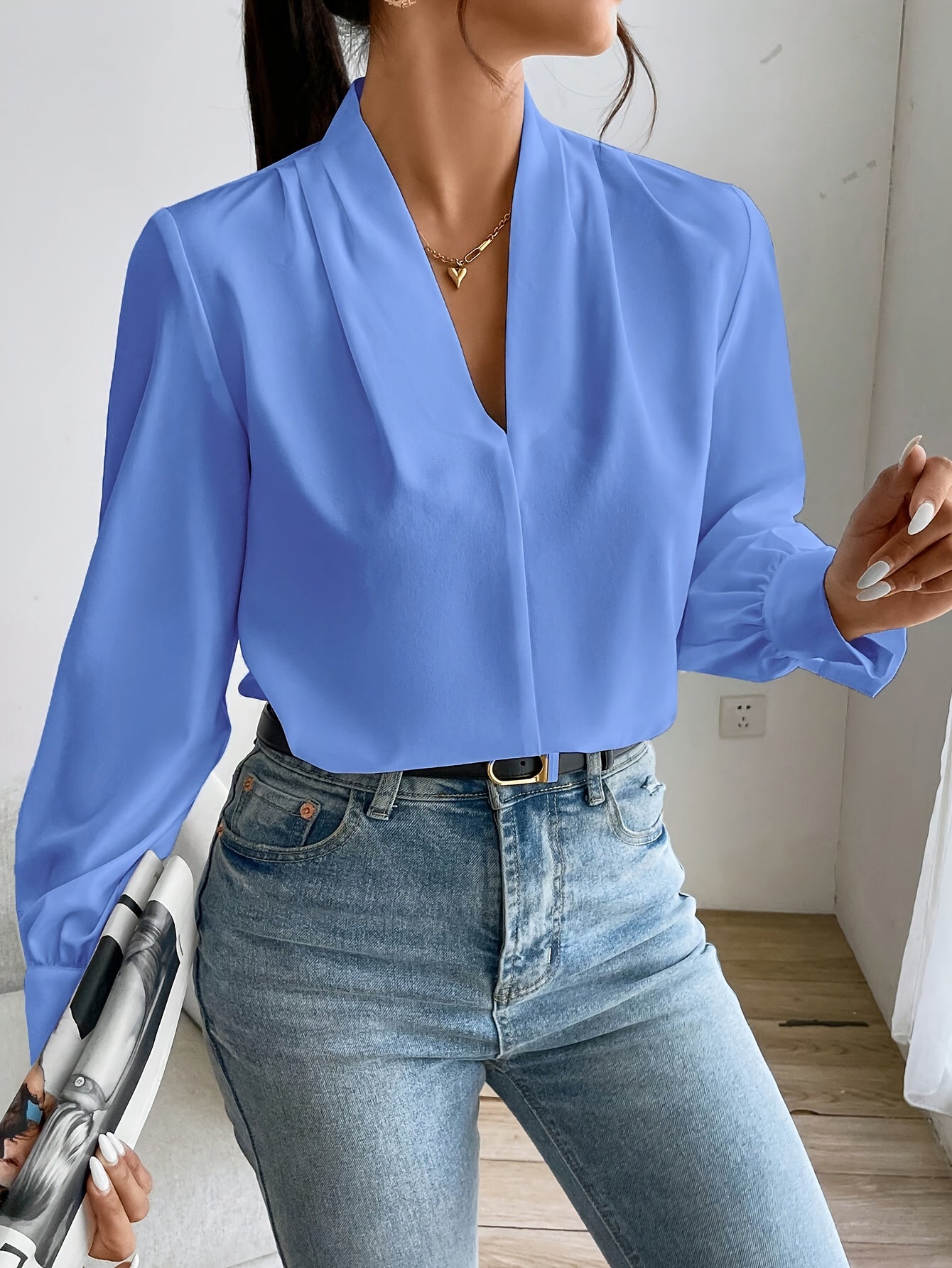 Blouse met V-hals - Elegante damesblouse - Lantaarnmouw - Lange mouwen - Vrouwenblouse-Boetiek Moda