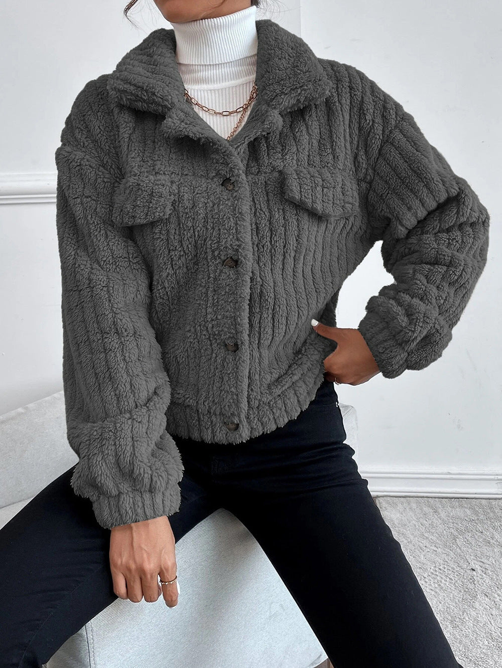 Bontjas | Kort | Button-Up | Fluffy Jas | Damesjassen-Boetiek Moda