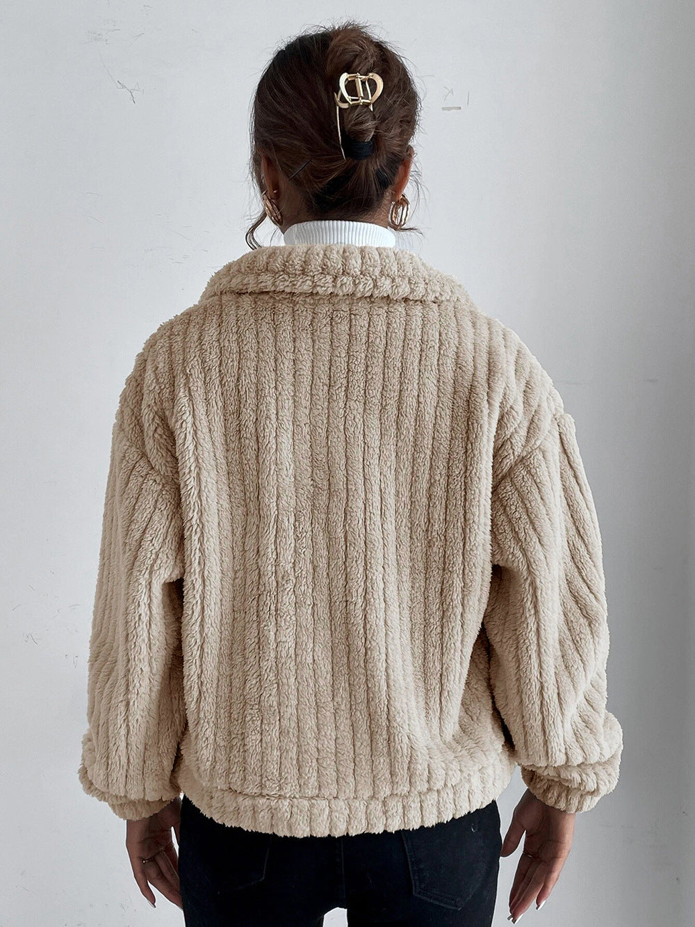 Bontjas | Kort | Button-Up | Fluffy Jas | Damesjassen-Boetiek Moda