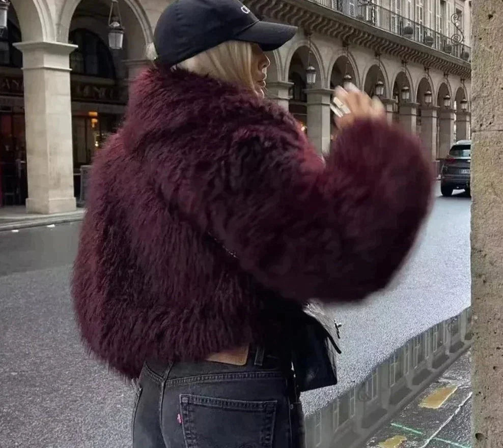 Bontjas - Kort - Pluizig - Jas met imitatiebont - Bontjassen voor dames-Boetiek Moda