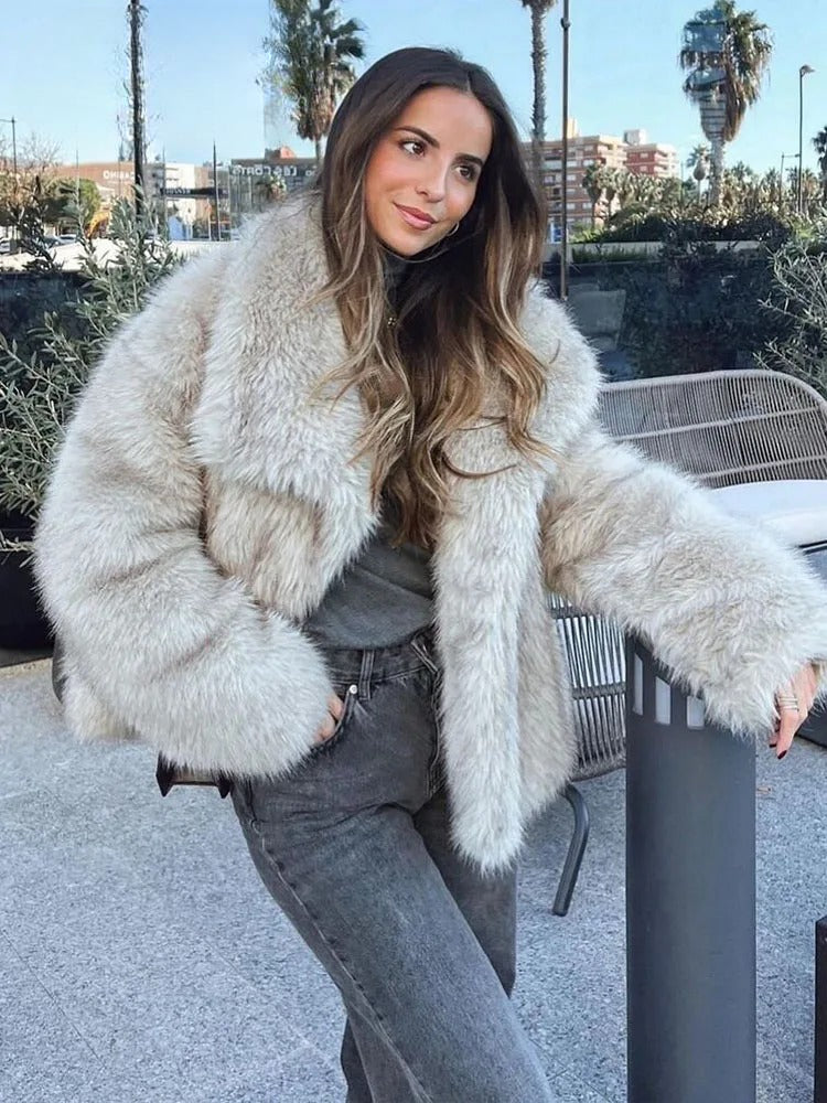 Bontjas - Warm - Pluizig - Korte Bontjas - Bontjas Vrouwen-Boetiek Moda