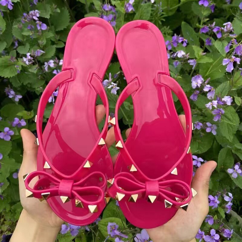 Bow Flip Flops - Vlakke sandalen met klinknagels voor dames-Boetiek Moda