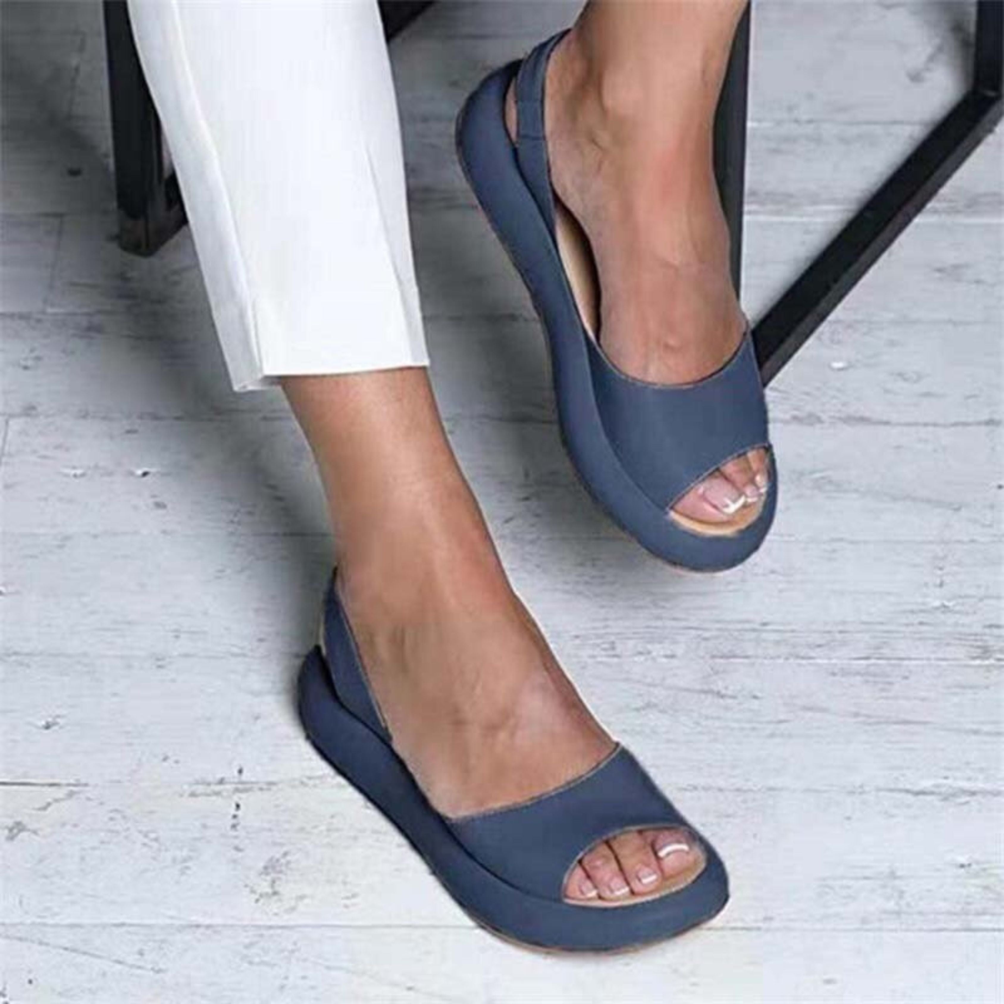 Damessandalen - Lichtgewicht slippers met open teen voor dames-Boetiek Moda