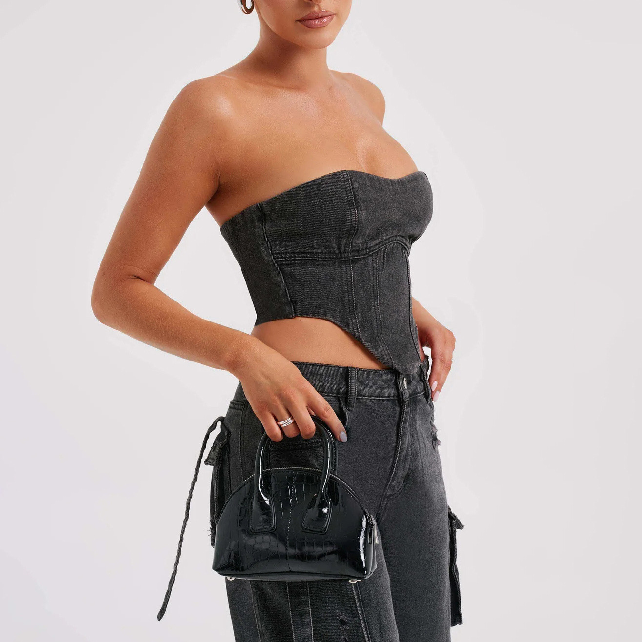Denim-set - Tweedelige set voor dames met crop top en losse cargobroek-Boetiek Moda