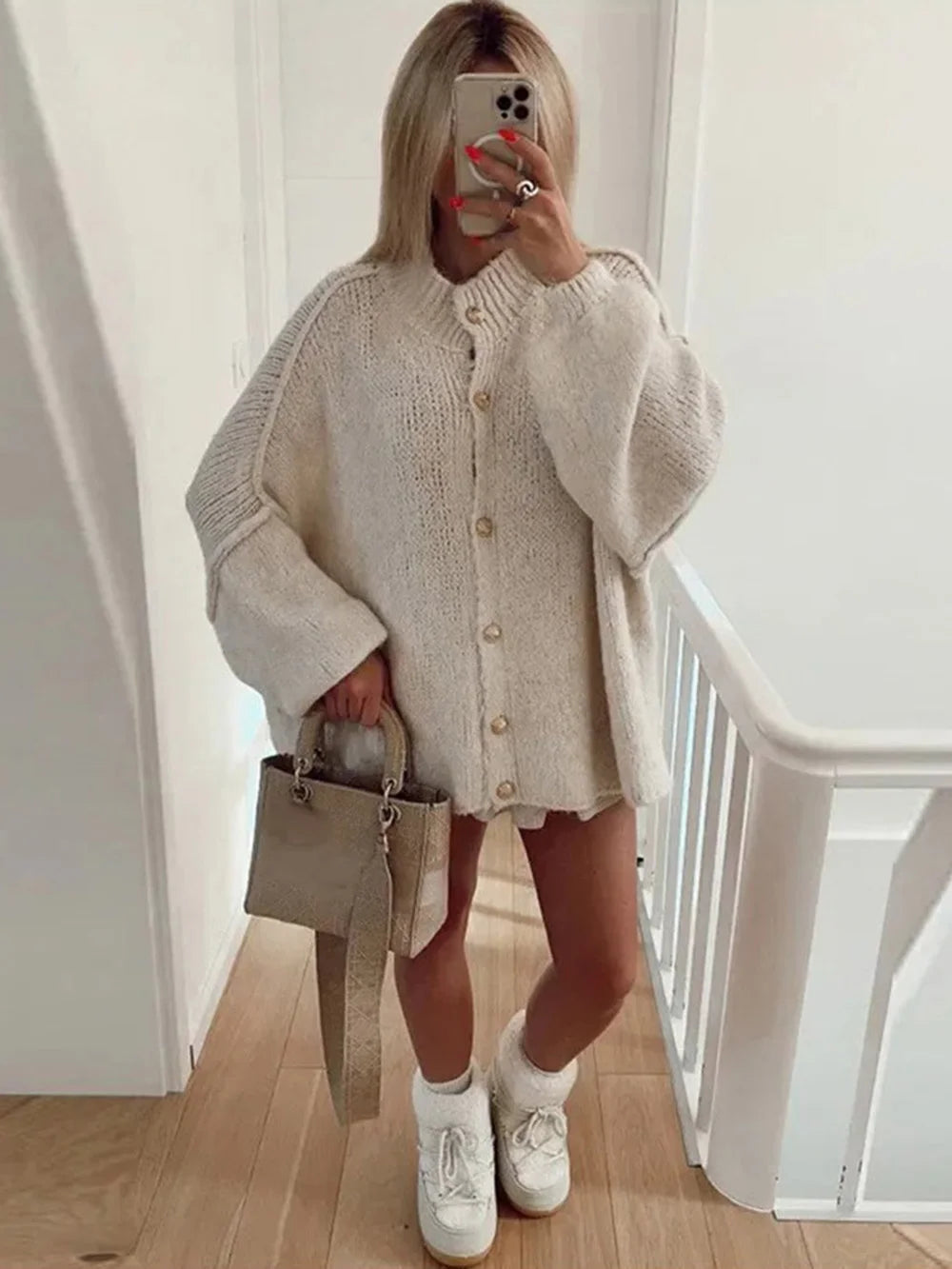 Dikke Cardigan | Gebreid | Met knopen | Oversized vest | Damesvest-Boetiek Moda