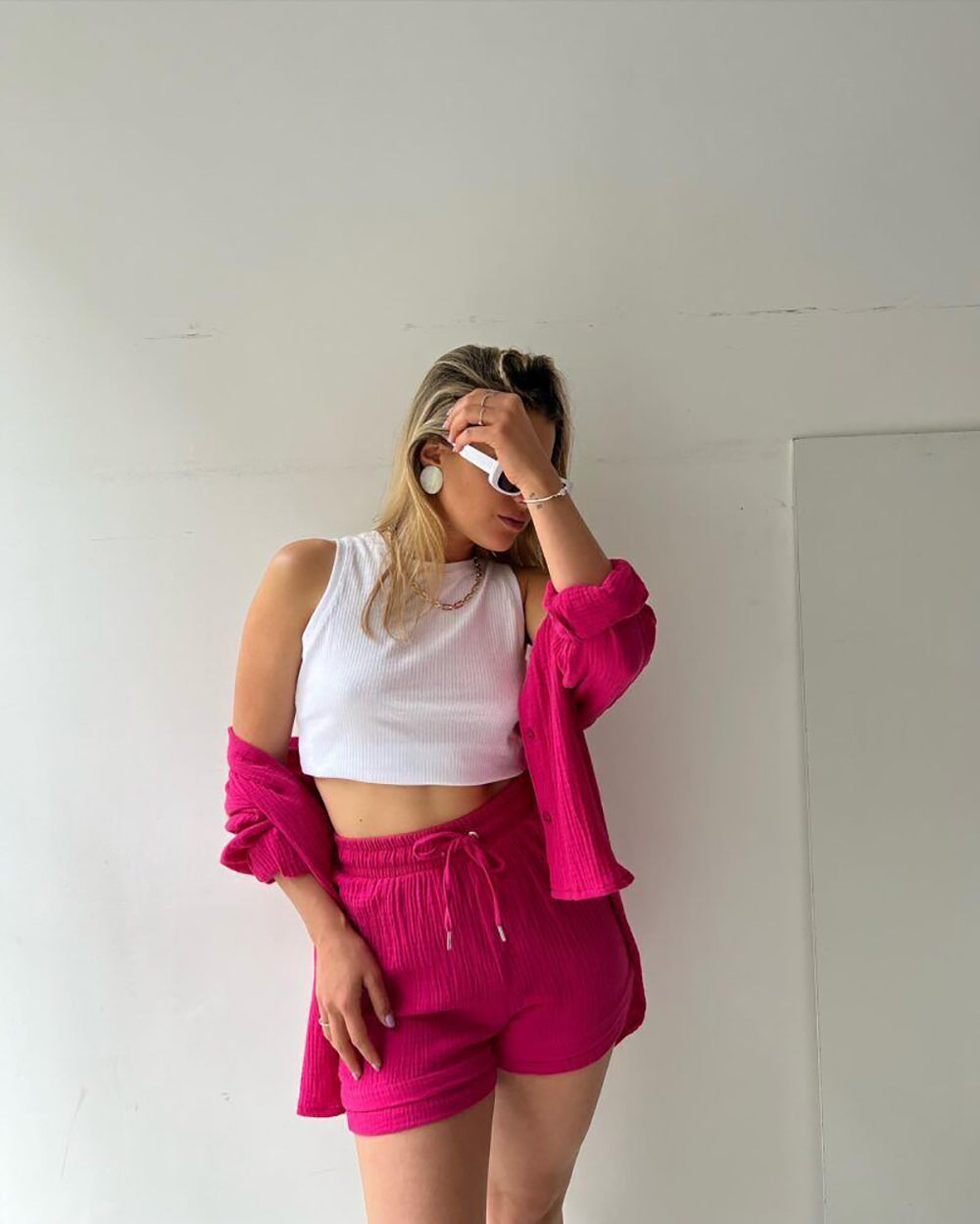 Elena Matching Set | Casual tweedelige shorts & revers shirt set is een toptrend deze zomer-Boetiek Moda