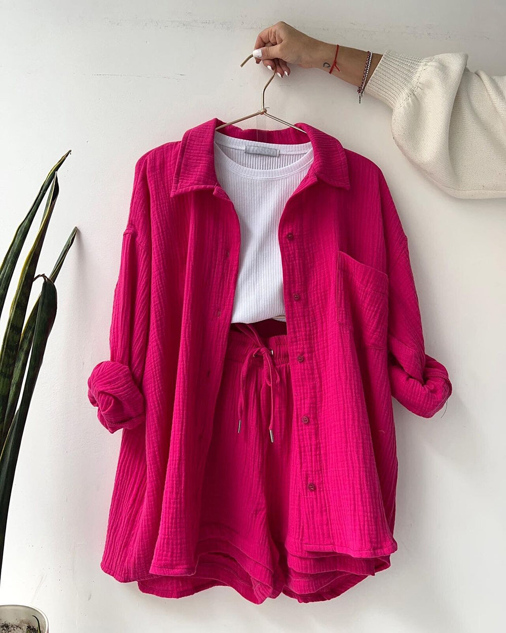 Elena Matching Set | Casual tweedelige shorts & revers shirt set is een toptrend deze zomer-Boetiek Moda