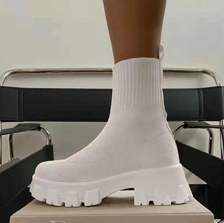 Enkellaarsjes - Chunky - Platform - Soklaarzen - Dameslaarzen-Boetiek Moda