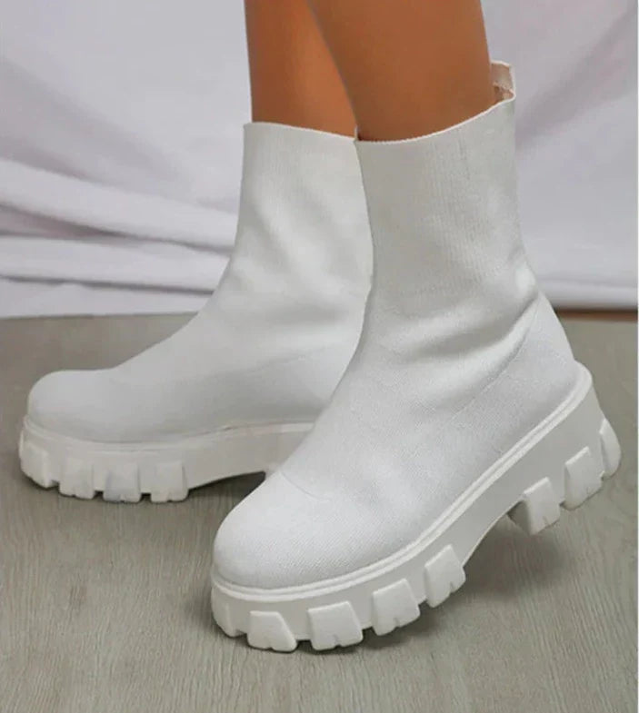 Enkellaarsjes - Chunky - Platform - Soklaarzen - Dameslaarzen-Boetiek Moda