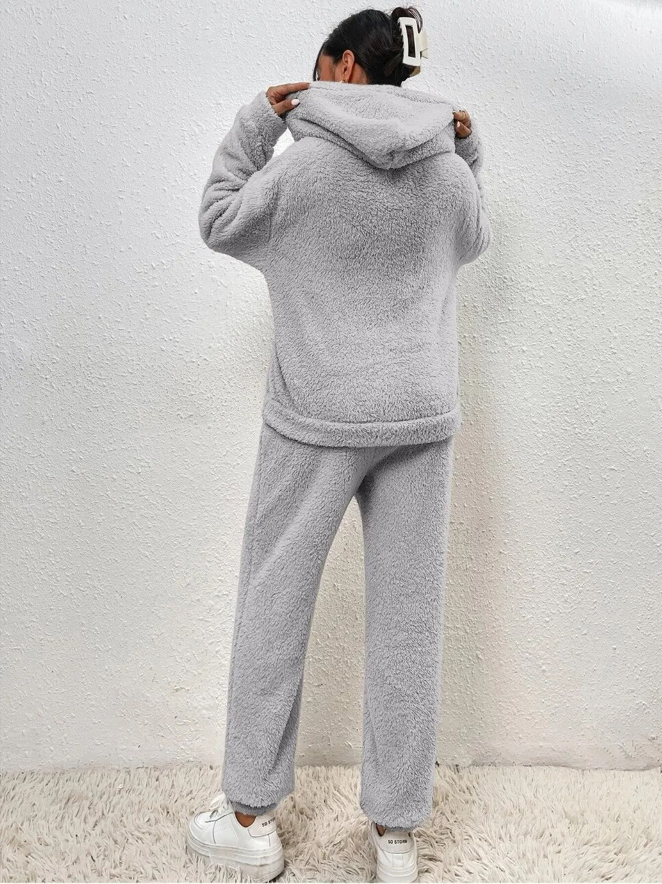 Fleece loungewear | Comfortabel | Teddyfleece | Hoodie en joggingbroek set | Loungewear voor dames-Boetiek Moda