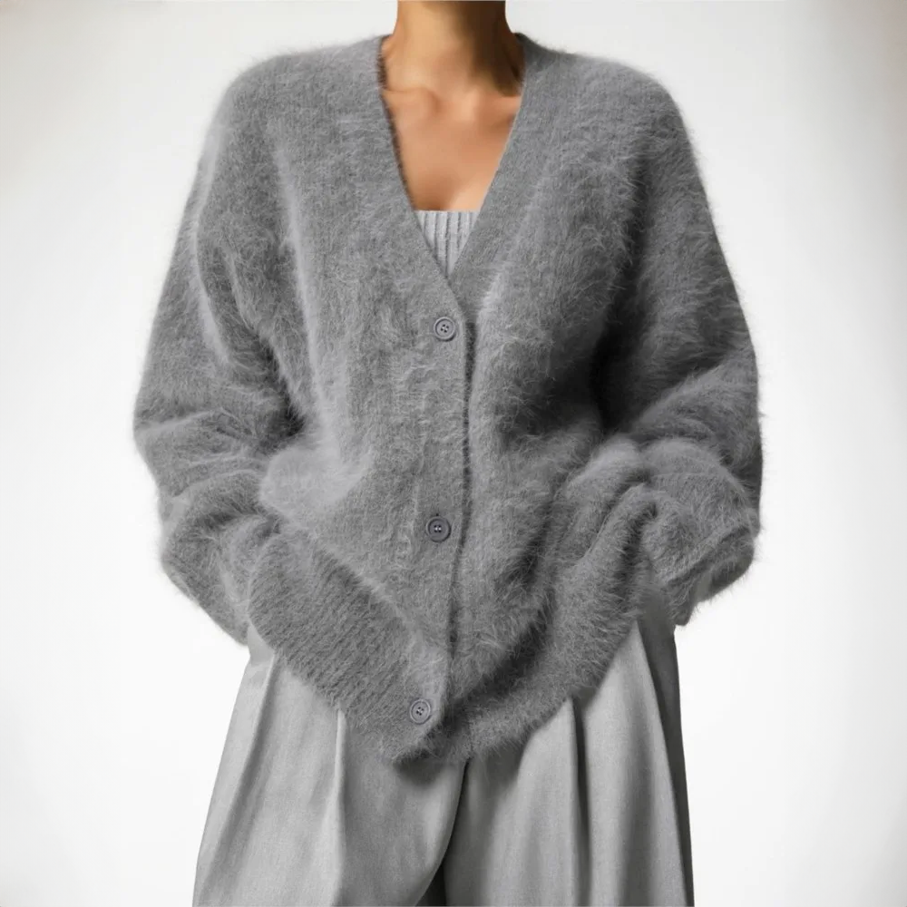 Fluffy vest - gebreid damesvest met oversized knoopsluiting-Boetiek Moda