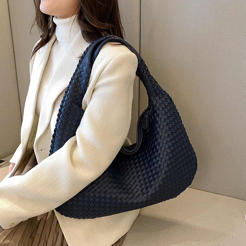 Gevlochten tas - Medium geweven slouchy hobotas voor dames-Boetiek Moda