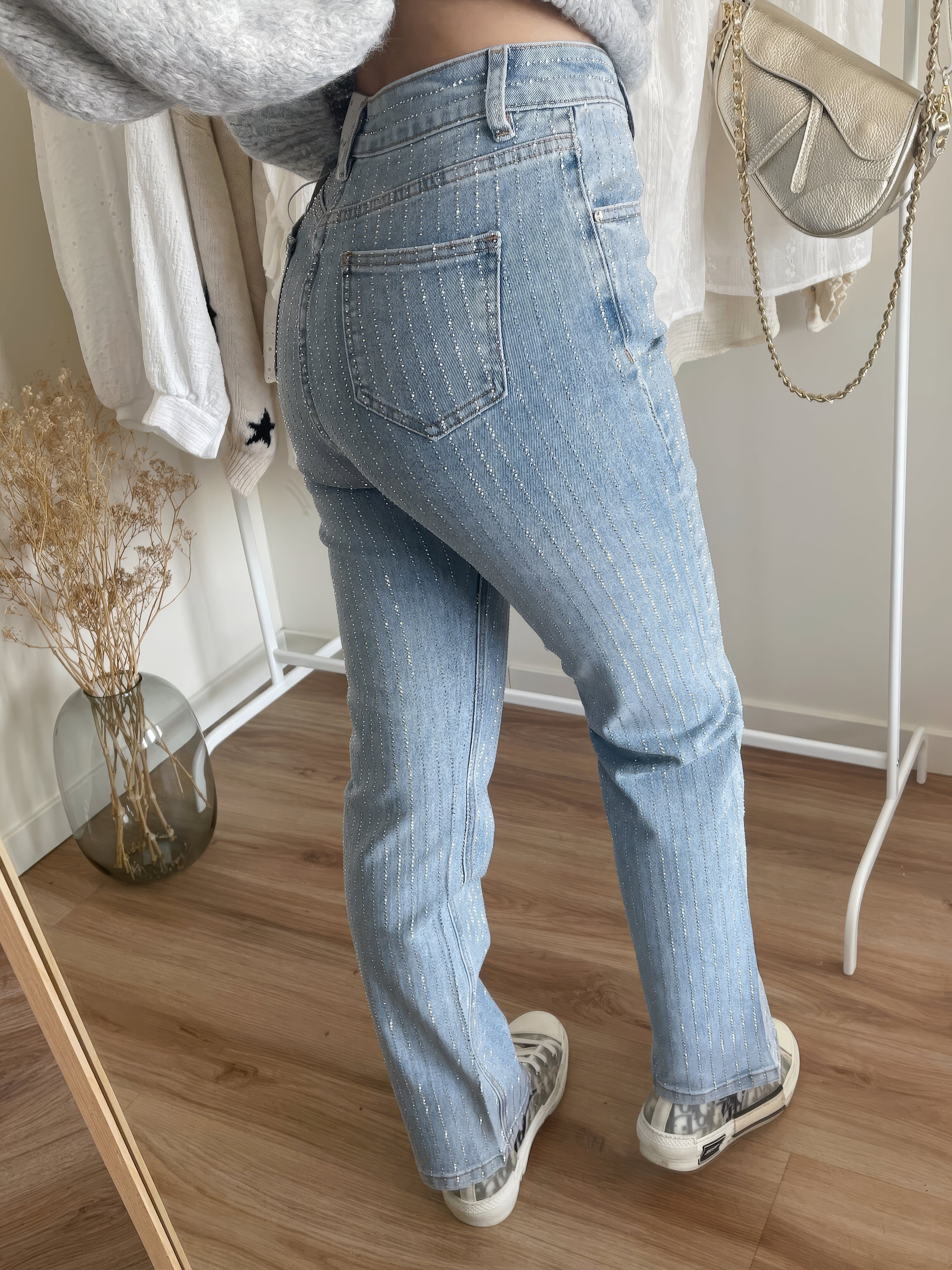 Glitterjeans - Damesjeans met hoge taille en rechte pijpen in lichtblauw-Boetiek Moda
