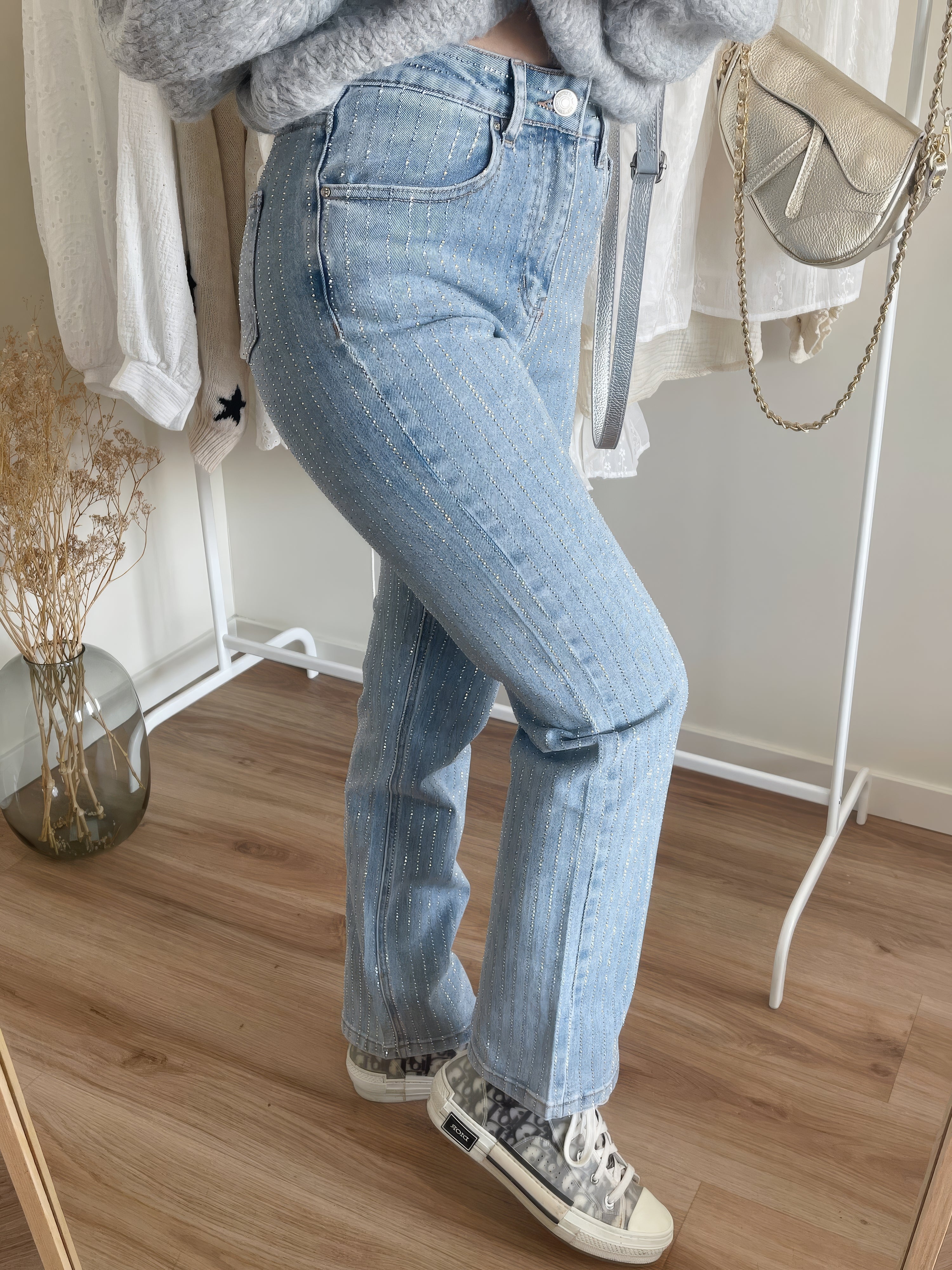 Glitterjeans - Damesjeans met hoge taille en rechte pijpen in lichtblauw-Boetiek Moda