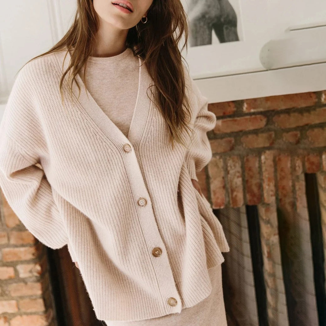Kasjmier Vest - Oversized gebreid vest met V-hals voor dames-Boetiek Moda
