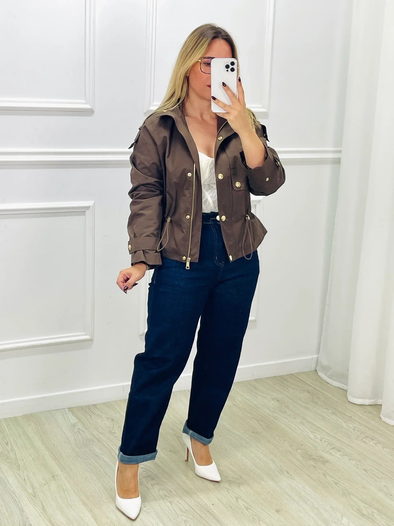 Korte trenchcoat - Taille met koord - Herfst - Korte trenchcoat - Damesjas-Boetiek Moda