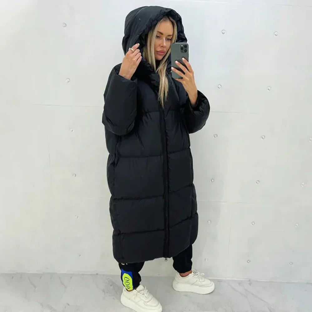 Lange pufferjas - Warme lange winterjas met capuchon voor dames-Boetiek Moda