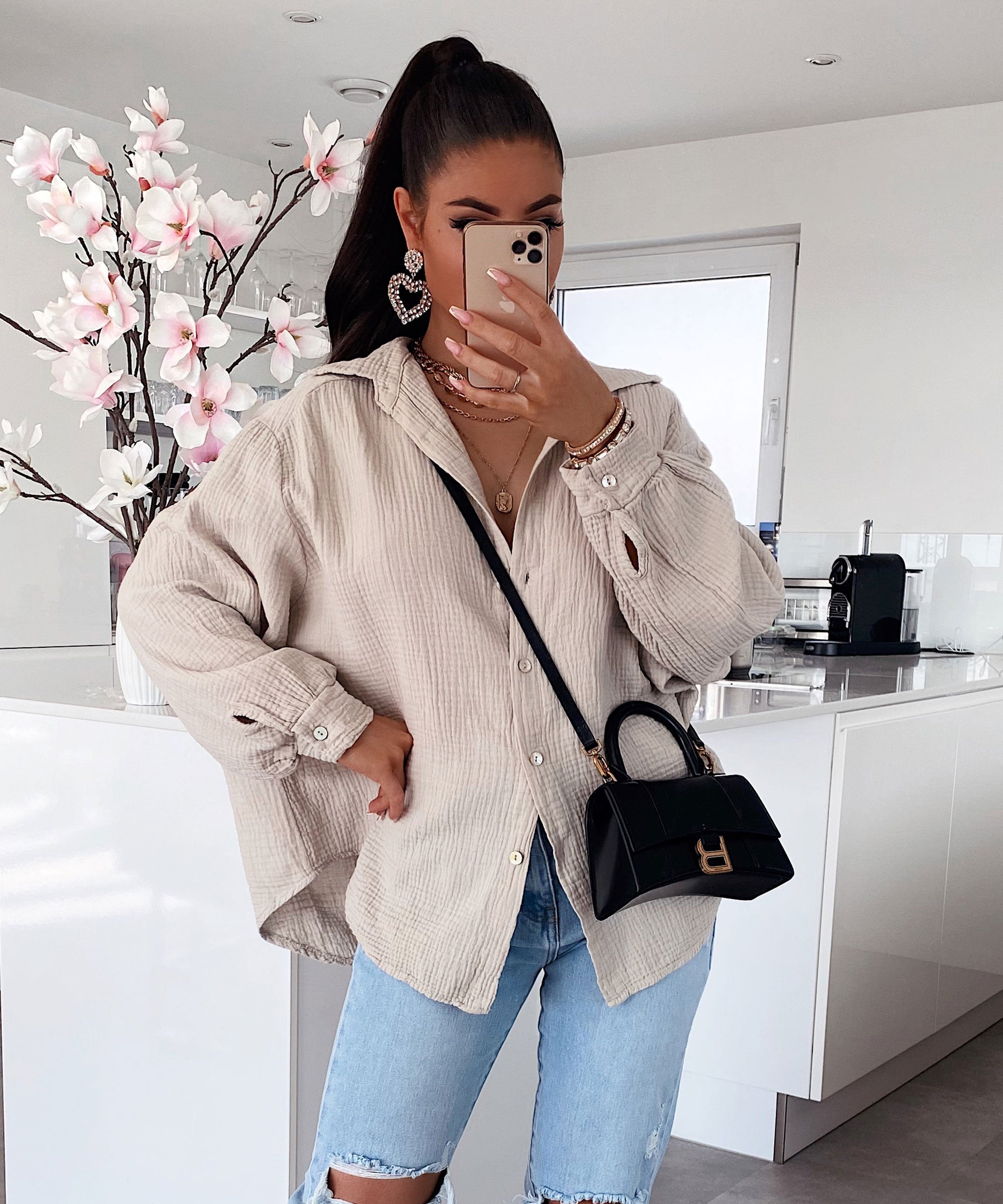 Linnen blouse - Dameshemd met lange mouwen en oversized knoopsluiting-Boetiek Moda