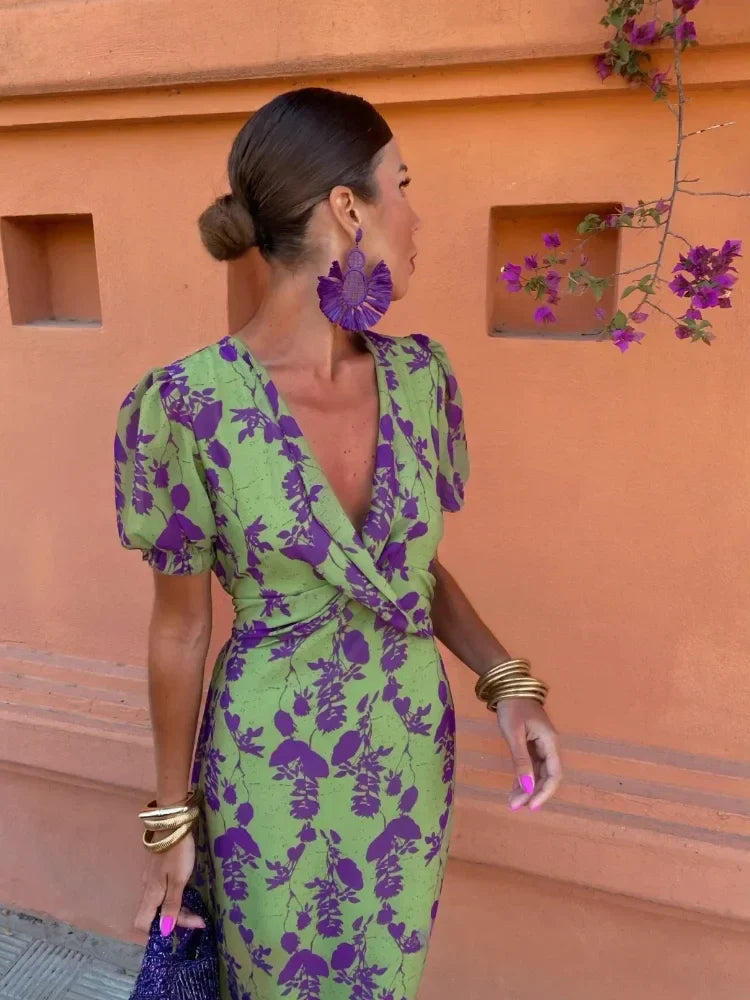 Midi-jurk - Damesjurk met V-hals, strikceintuur en bloemenprint voor de zomer-Boetiek Moda