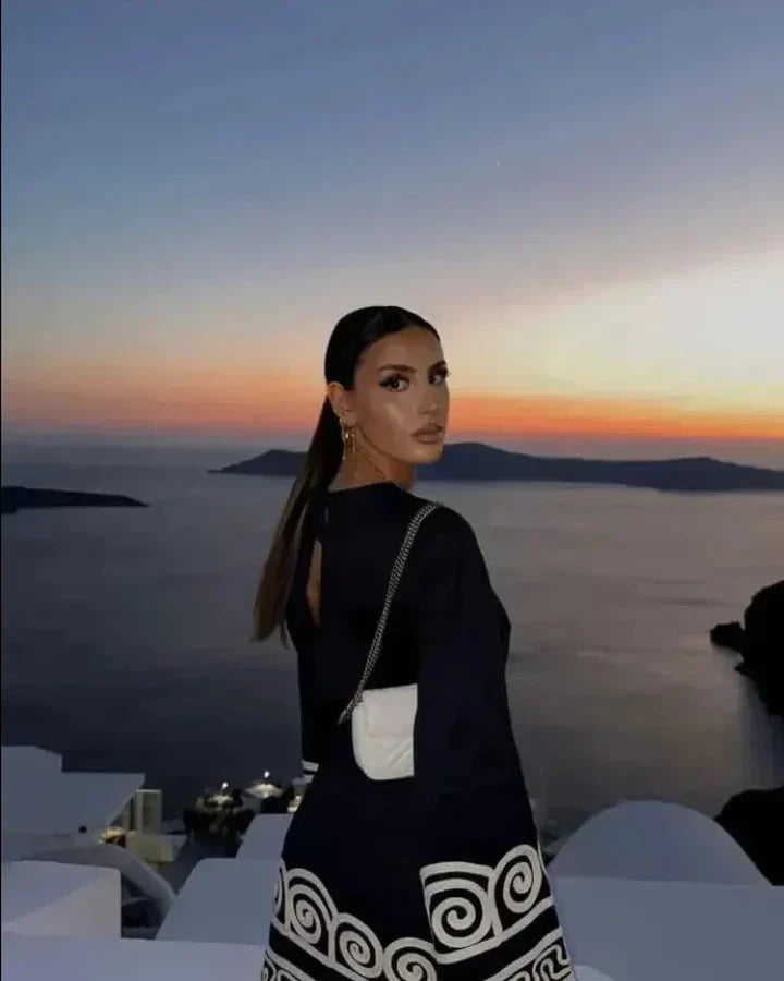 Mini Jurk | Bellenmouw | Zwart | Jurk met lange mouwen | Elegante jurk-Boetiek Moda