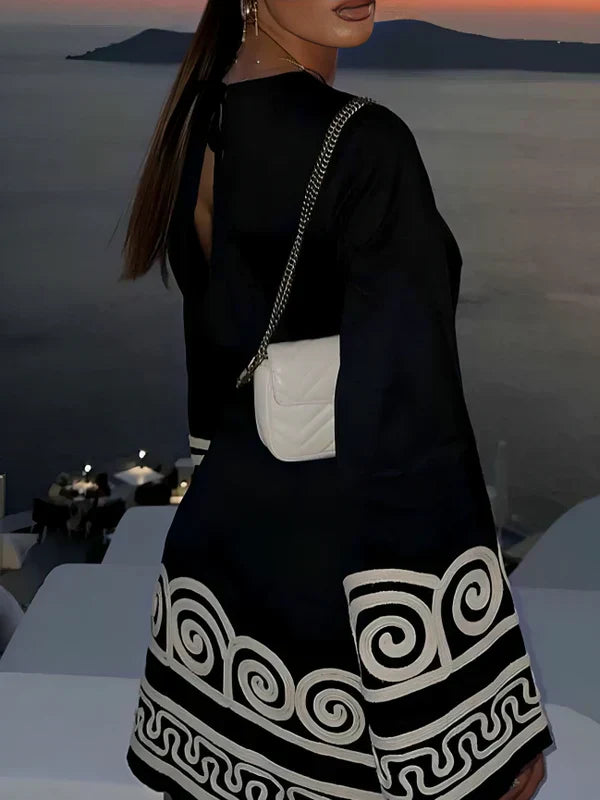 Mini Jurk | Bellenmouw | Zwart | Jurk met lange mouwen | Elegante jurk-Boetiek Moda