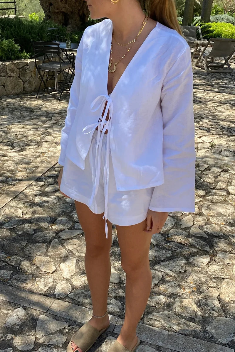 Overhemd met lange mouwen en strik | Wit | Losse pasvorm | Blouse met strik aan de voorkant | Damesoverhemd-Boetiek Moda