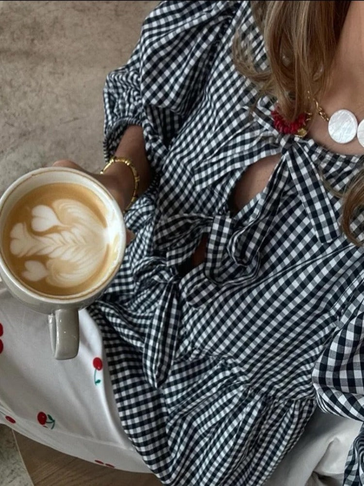 Oversized Blouse - Damesblouse met losse bandjes aan de voorkant en pofmouwen-Boetiek Moda