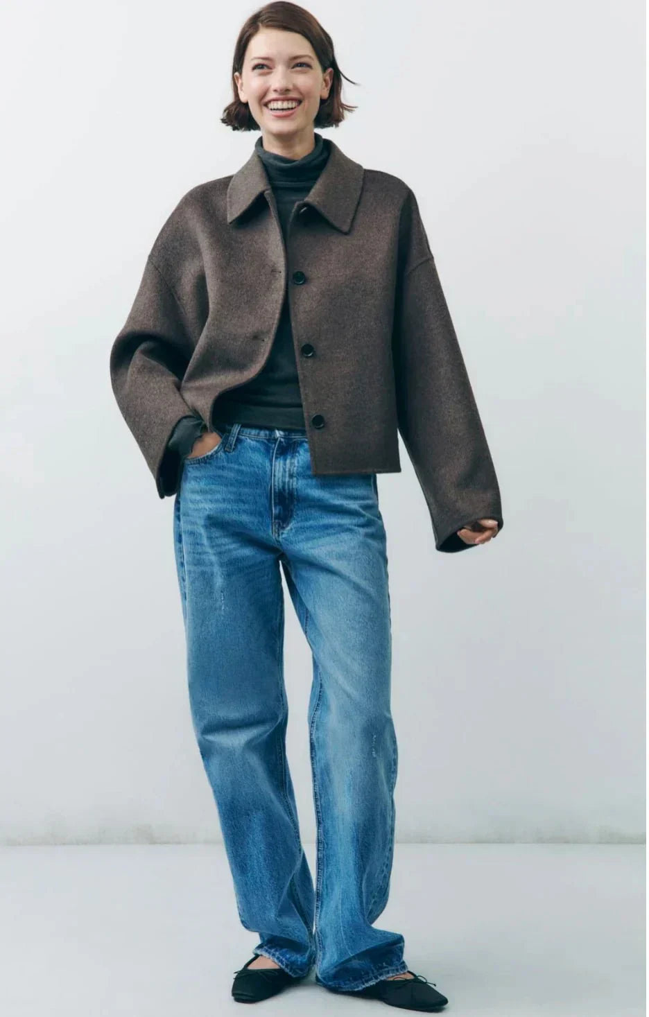 Oversized Jas | Enkele rij knopen | Bruin | Kort wollen jasje | Damesjas-Boetiek Moda