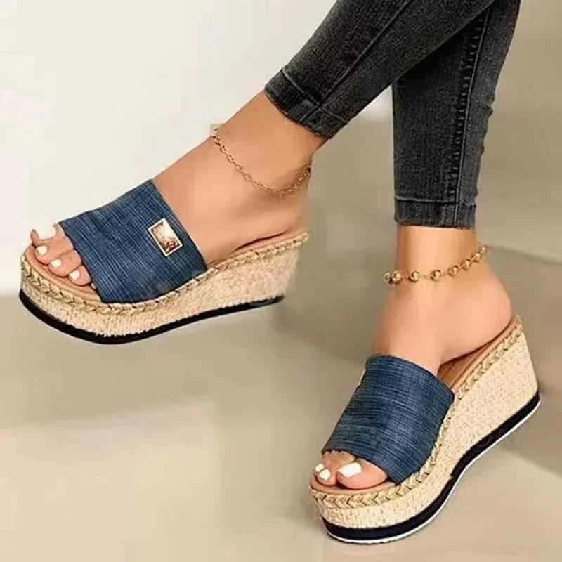 Platform Sandalen | Stro | Instappers | Platform slippers | Damessandalen-Boetiek Moda
