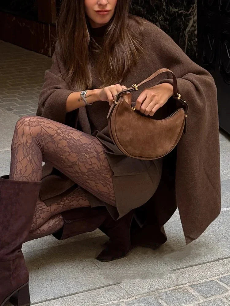 Poncho - Gebreide poncho-cape met ronde hals voor dames-Boetiek Moda