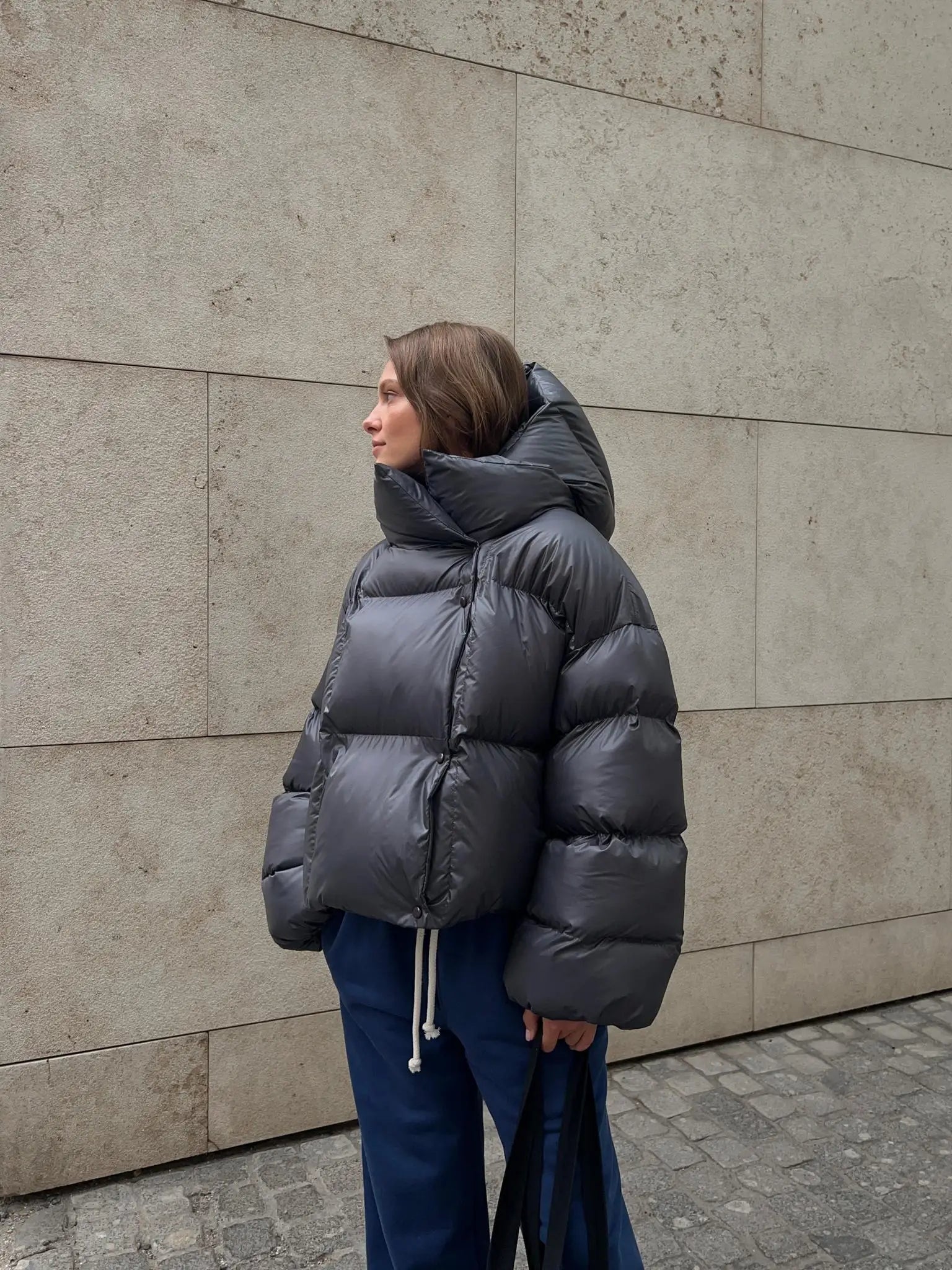 Pufferjas - Oversized winterjas met capuchon voor dames-Boetiek Moda
