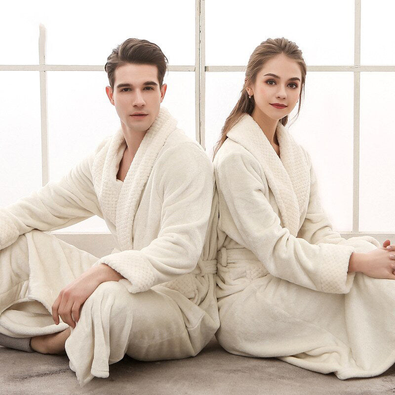 Quinna Long Bathrobe | Zachte en gezellige badjas die u warm houdt tijdens de kille winter.-Boetiek Moda