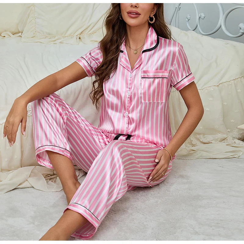 Satijnen pyjama | Gestreepte | Korte mouwen | Pyjamaset | Nachtkleding voor dames-Boetiek Moda