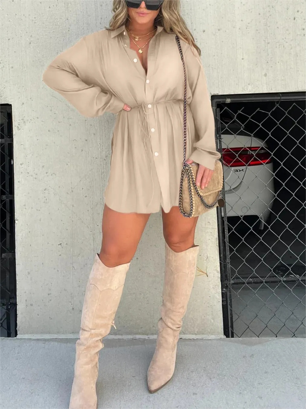 Shirtjurk | Mini | Knoopsluiting | Jurk met lange mouwen | Satijnen jurk-Boetiek Moda