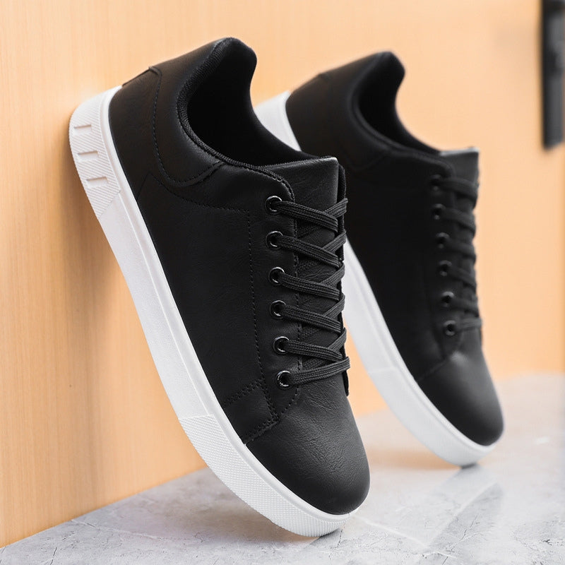Sneakers met veters - Lage sneakers van imitatieleer voor heren-Boetiek Moda