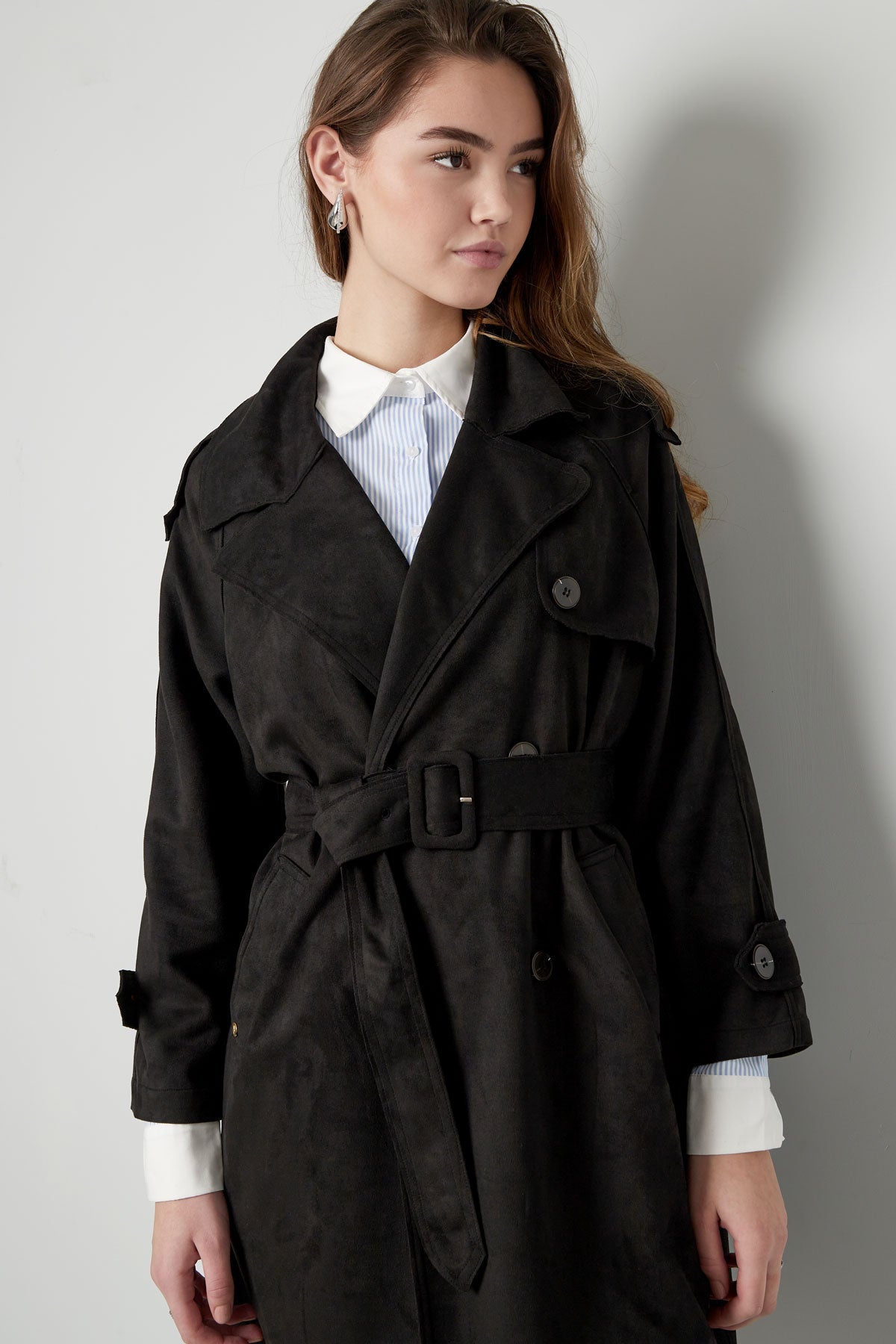 Suède Trenchcoat | Halflang | Herfst | Trenchcoat met dubbele knoopsluiting | Trenchcoat voor dames-Boetiek Moda