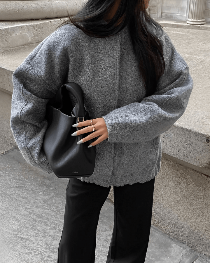 Wollen jas - Knoopsluiting - Zakken - Oversized jas - Damesjas-Boetiek Moda