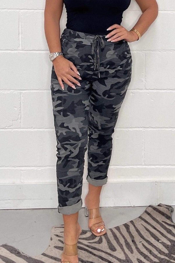 Broek - Camouflage - Koord - Hoog Broek met taille - Dameskleding-Boetiek Moda