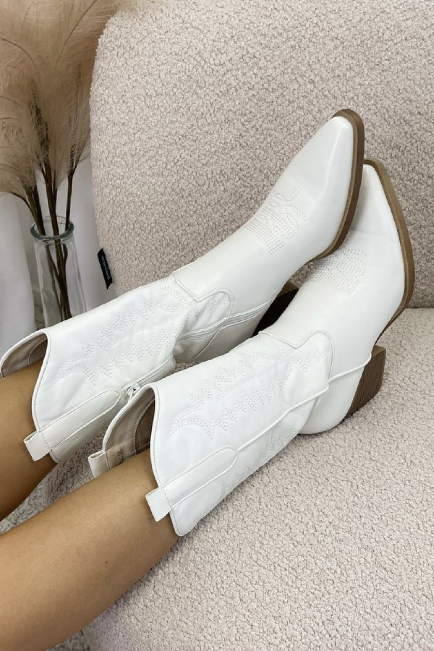 Cowboylaarzen - Vrouwen Mid Calf Chunky Heel Pointed Toe Cowgirl Laarzen-Boetiek Moda