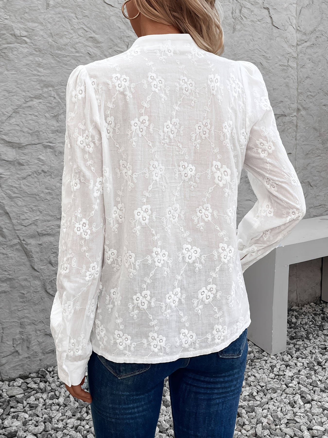 Damesoverhemd - Geborduurd - Lange mouwen - Wit overhemd - Blouse met knopen-Boetiek Moda