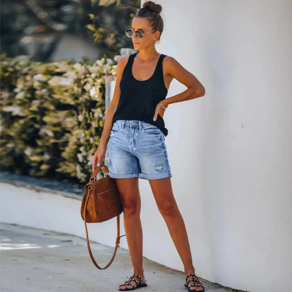 Denim korte broek | Gescheurd | Lichtblauw | Jeans korte broek | Korte broek voor dames-Boetiek Moda