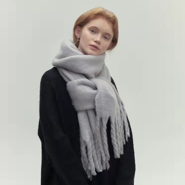 Dikke sjaal - Groot - Kwastjes - Wintersjaal - Sjaals voor dames-Boetiek Moda
