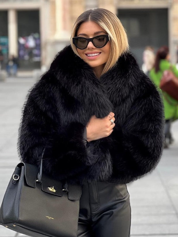 Faux Bontjas | Kort | Pluizig | Jas met Nepbont | Winterjassen en Jacks voor Vrouwen-Boetiek Moda