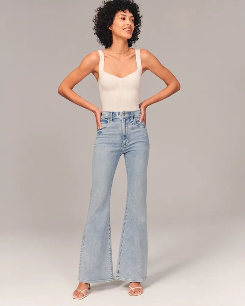 Flared Jeans | Blauw | Denim | High Waisted Jeans | Damesjeans-Boetiek Moda