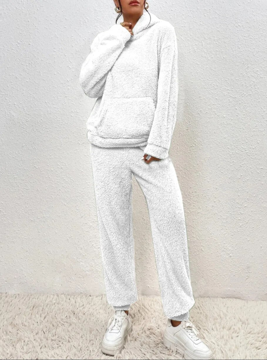 Fleece loungewear | Comfortabel | Teddyfleece | Hoodie en joggingbroek set | Loungewear voor dames-Boetiek Moda