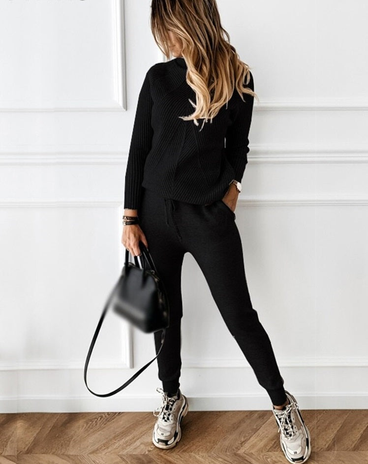 Gebreide Co-Ord - Coltrui - Trekkoord - Gebreide tweedelige set - Loungewear voor dames-Boetiek Moda