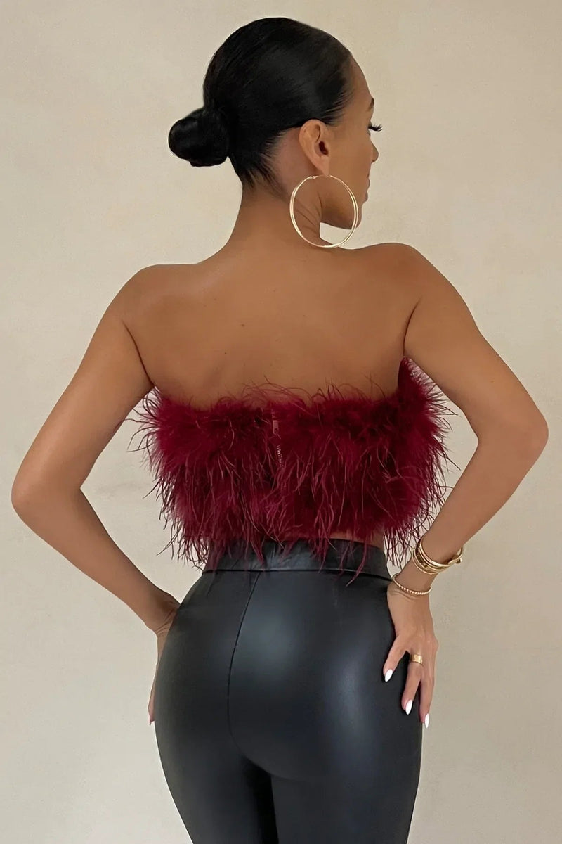 Katrine Feather Top | Stijlvolle veren crop top is een toptrend dit jaar-Boetiek Moda