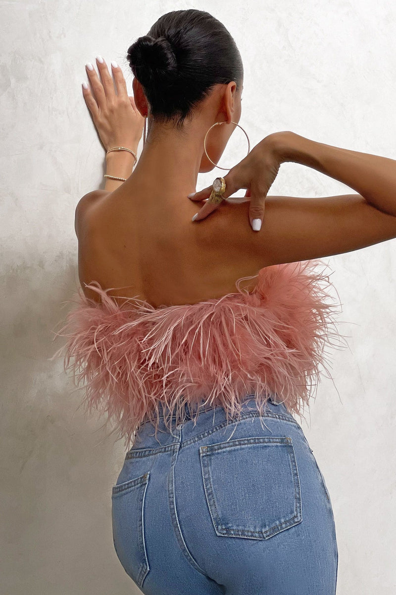 Katrine Feather Top | Stijlvolle veren crop top is een toptrend dit jaar-Boetiek Moda